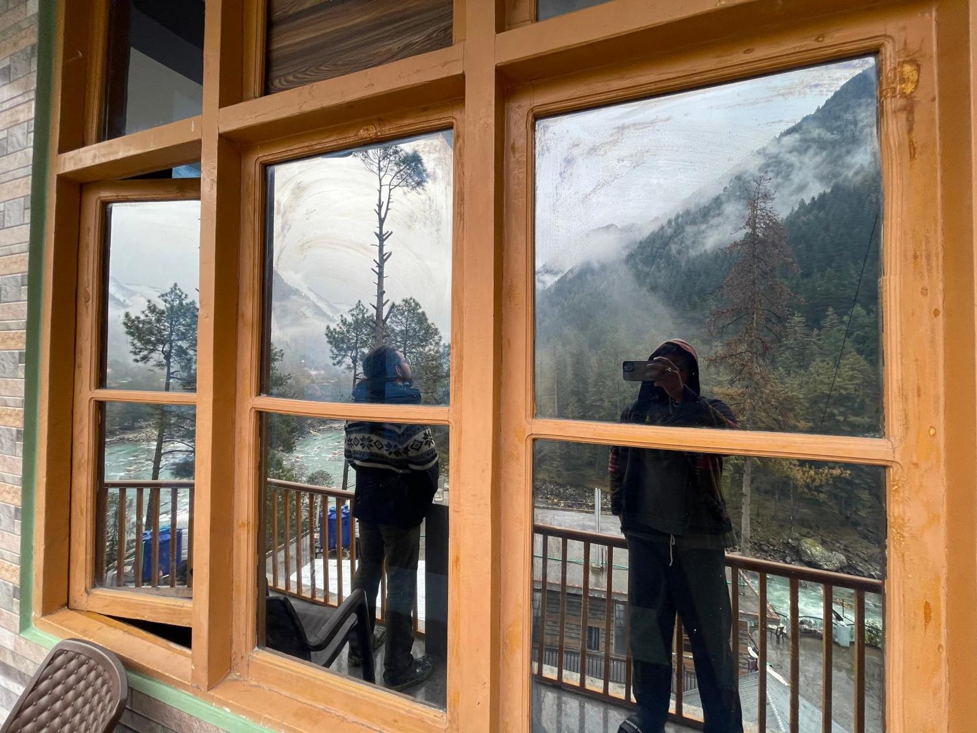 Highland Spirit 2 Otel Kasol Dış mekan fotoğraf